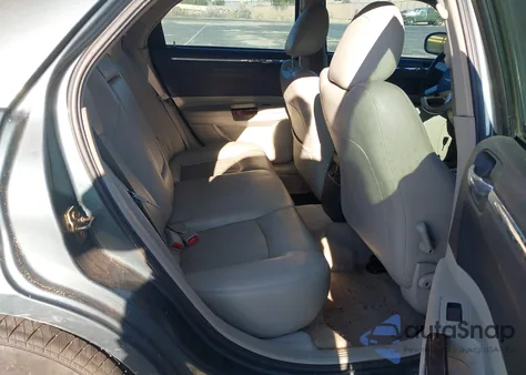 2005 Chrysler 300C из США, поврежденный, VIN 2C3JA63H85H572186